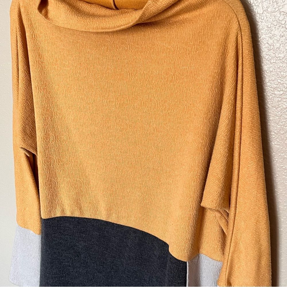 Thml Multi-Color Oversize Colorblock Mock Neck Lo… - image 4